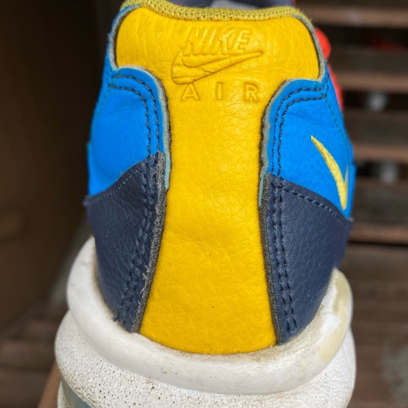 Kid’s Nike Shoes l - Picture 5 of 8